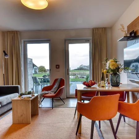 Wachtelkoenig 06 Im Wreecher Idyll Ruegen By Ruyastay Daire *